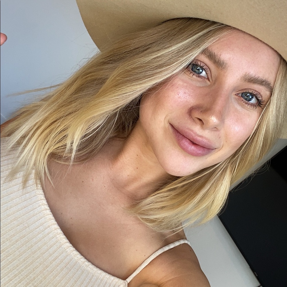 Meet your Posher, Haley